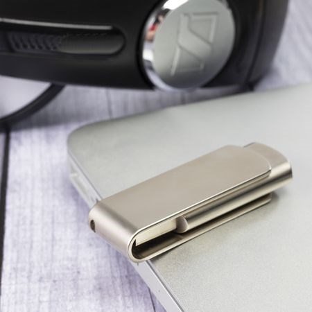 USB-Stick Expert Metall-Silber-1 GB